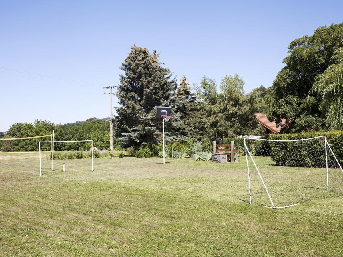 Villa Le Domaine Du Plantier Saint-Hilaire-de-la-Côte Esterno foto